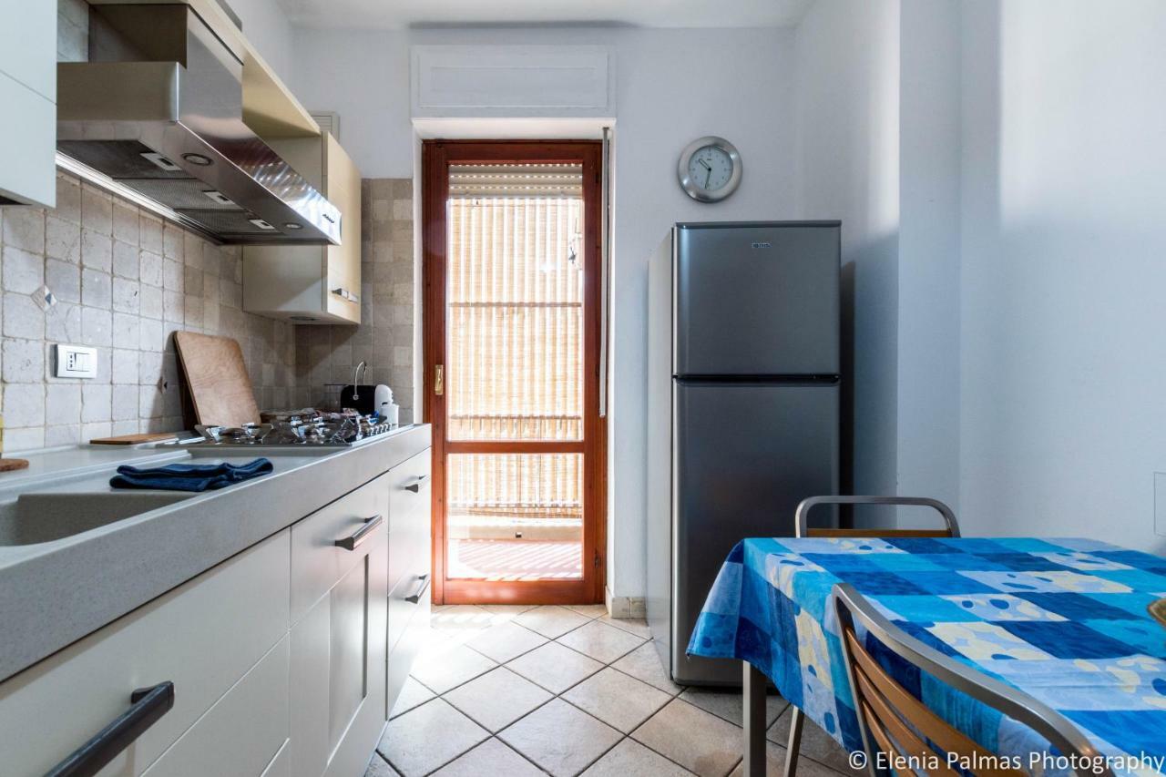 Giusy Monreale Apartment Кальяри Экстерьер фото